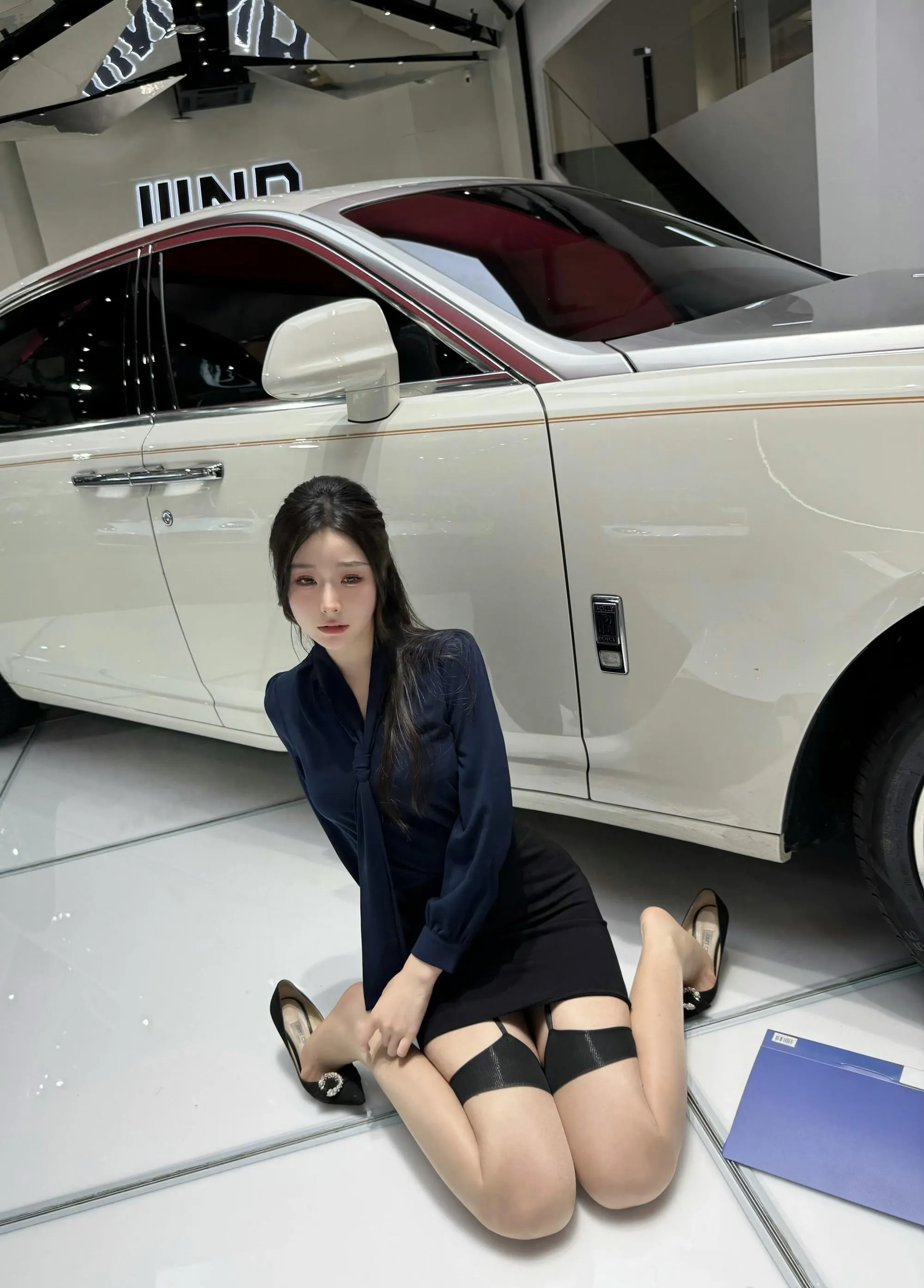是小逗逗 – NO.007 30粉丝著名美团外卖媛网红模特 全量资源 极品露脸大长腿顶级露出专家 [309P]插图1